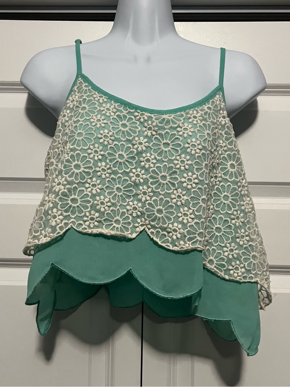 Double Zero Mint Green & Cream Lace Floral Cami Crop Top